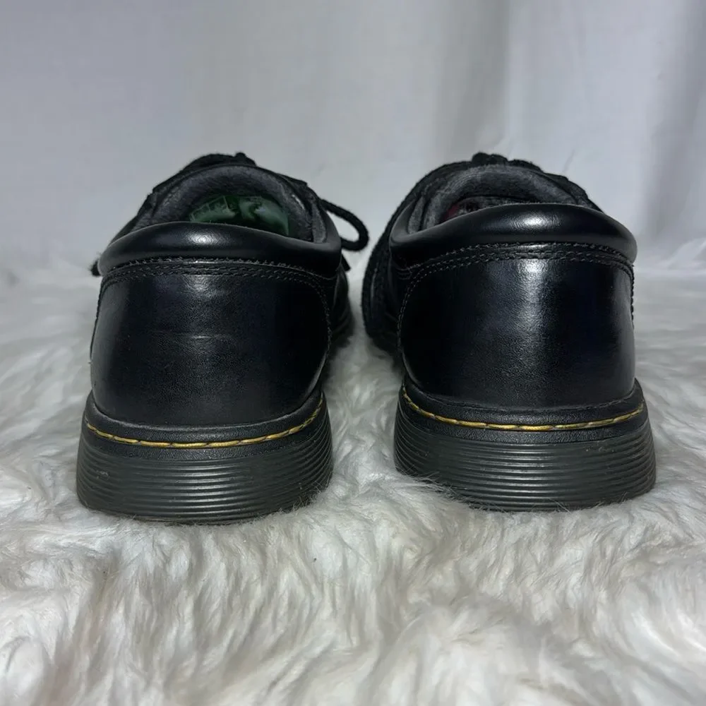 Dr. Martens sleek black